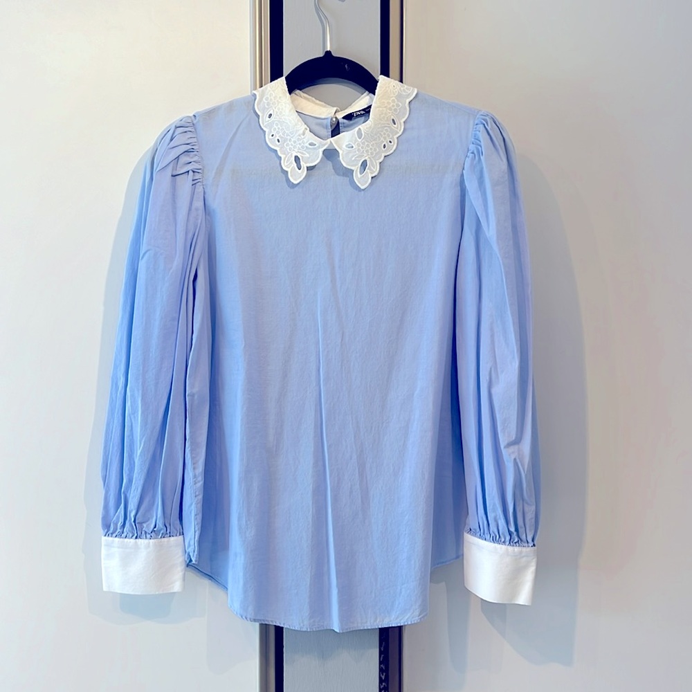 Elegant Blue Blouse with White Collar